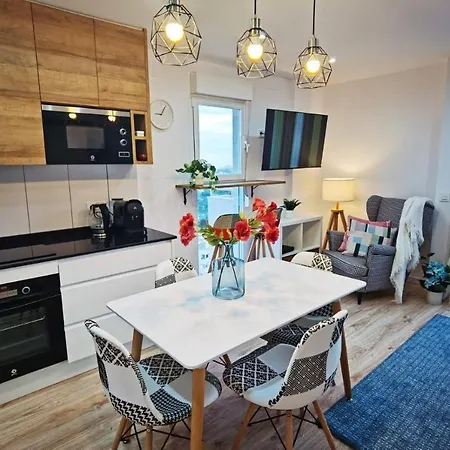 Jupiter Dream - Breath Taking Design, Sea Views And Facilities Appartement Benalmádena Buitenkant foto
