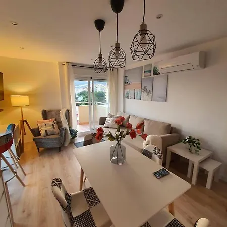Jupiter Dream - Breath Taking Design, Sea Views And Facilities Appartement Benalmádena Buitenkant foto