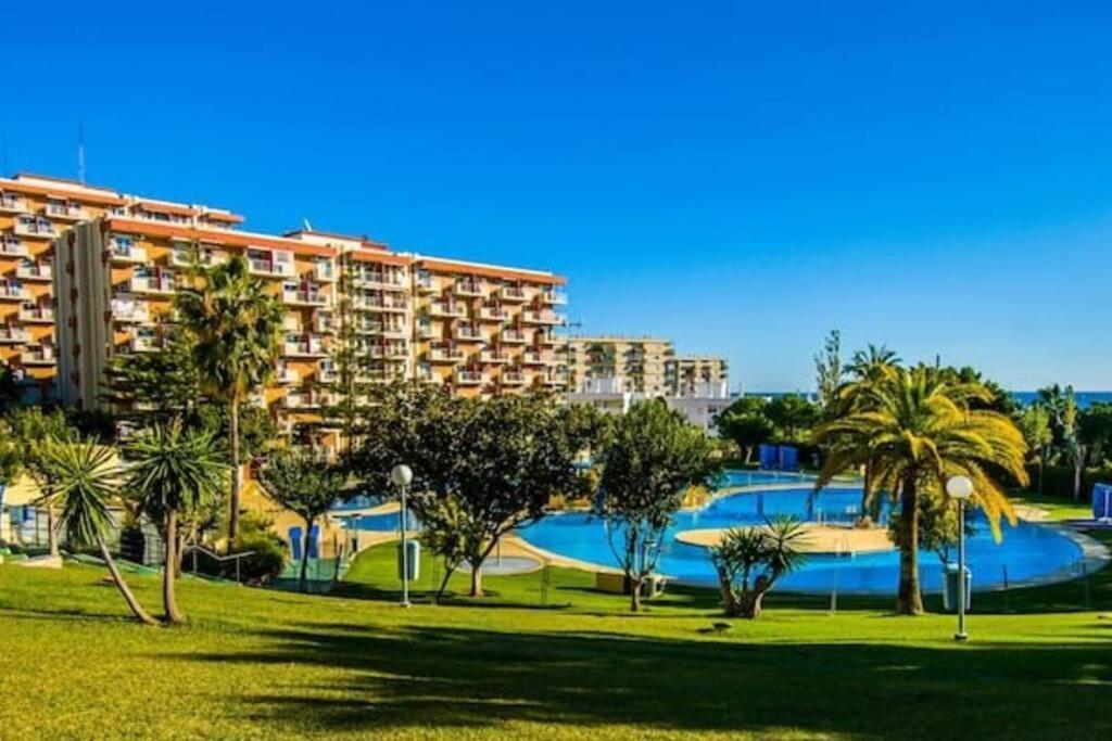 Jupiter Dream - Breath Taking Design, Sea Views And Facilities Apartament